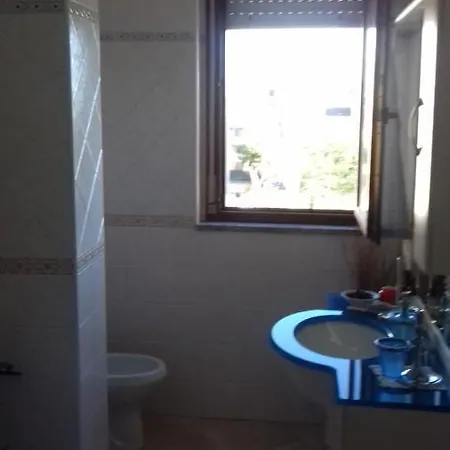 Francesco's Flat * サッサリ